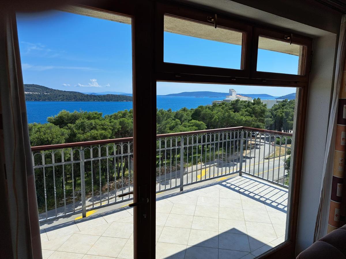 Apartment With Splendid Sea View Trogir Exteriér fotografie