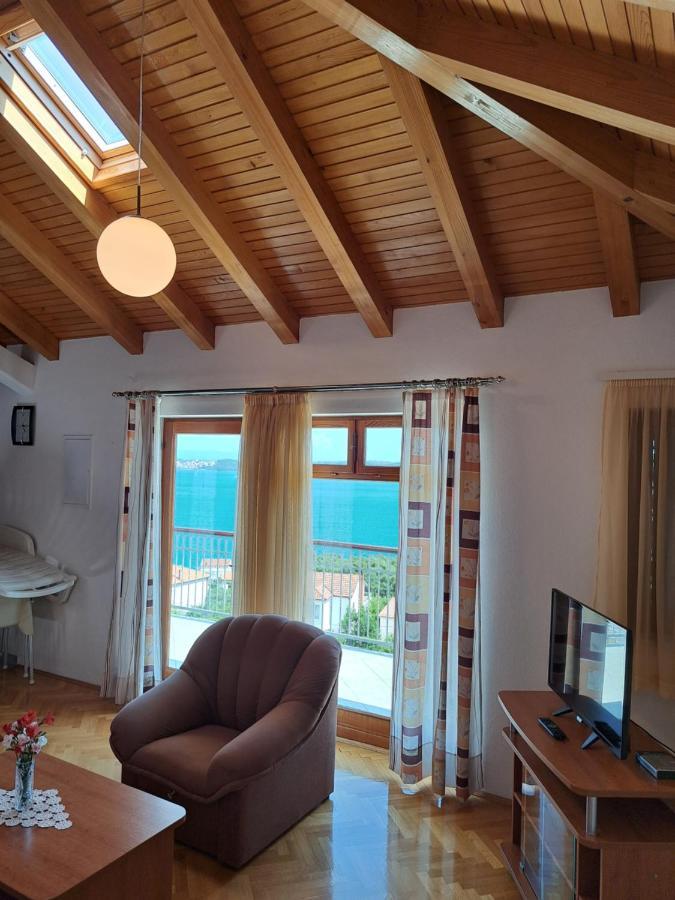 Apartment With Splendid Sea View Trogir Exteriér fotografie