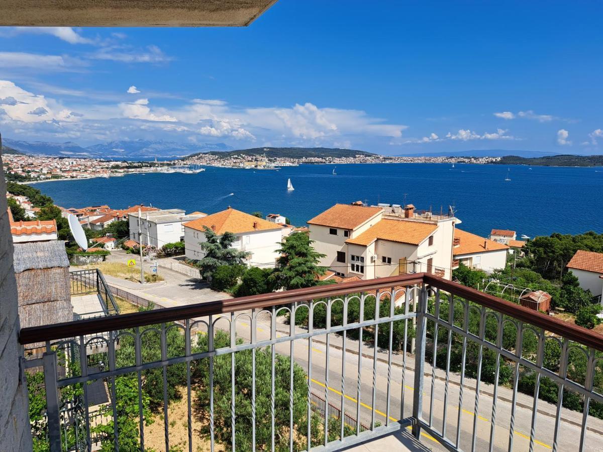 Apartment With Splendid Sea View Trogir Exteriér fotografie