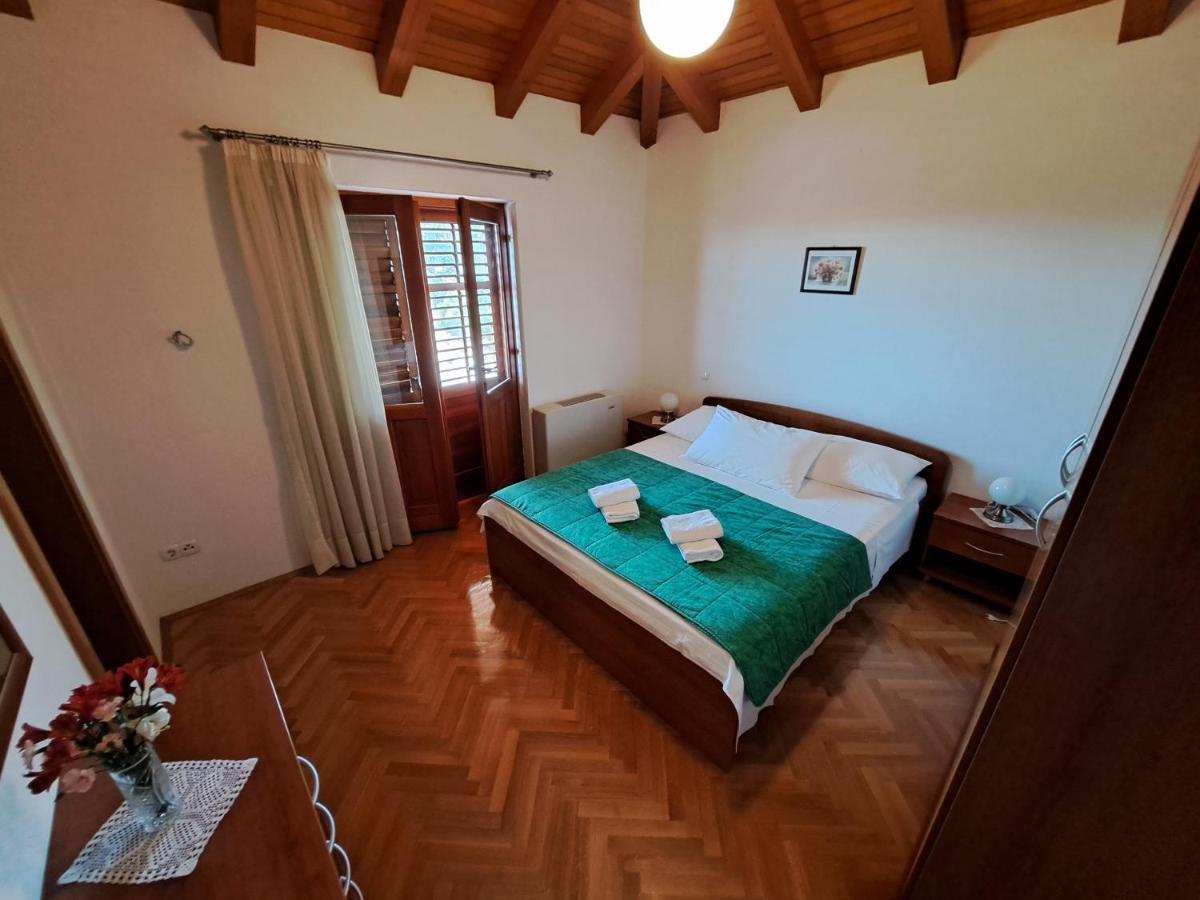 Apartment With Splendid Sea View Trogir Exteriér fotografie