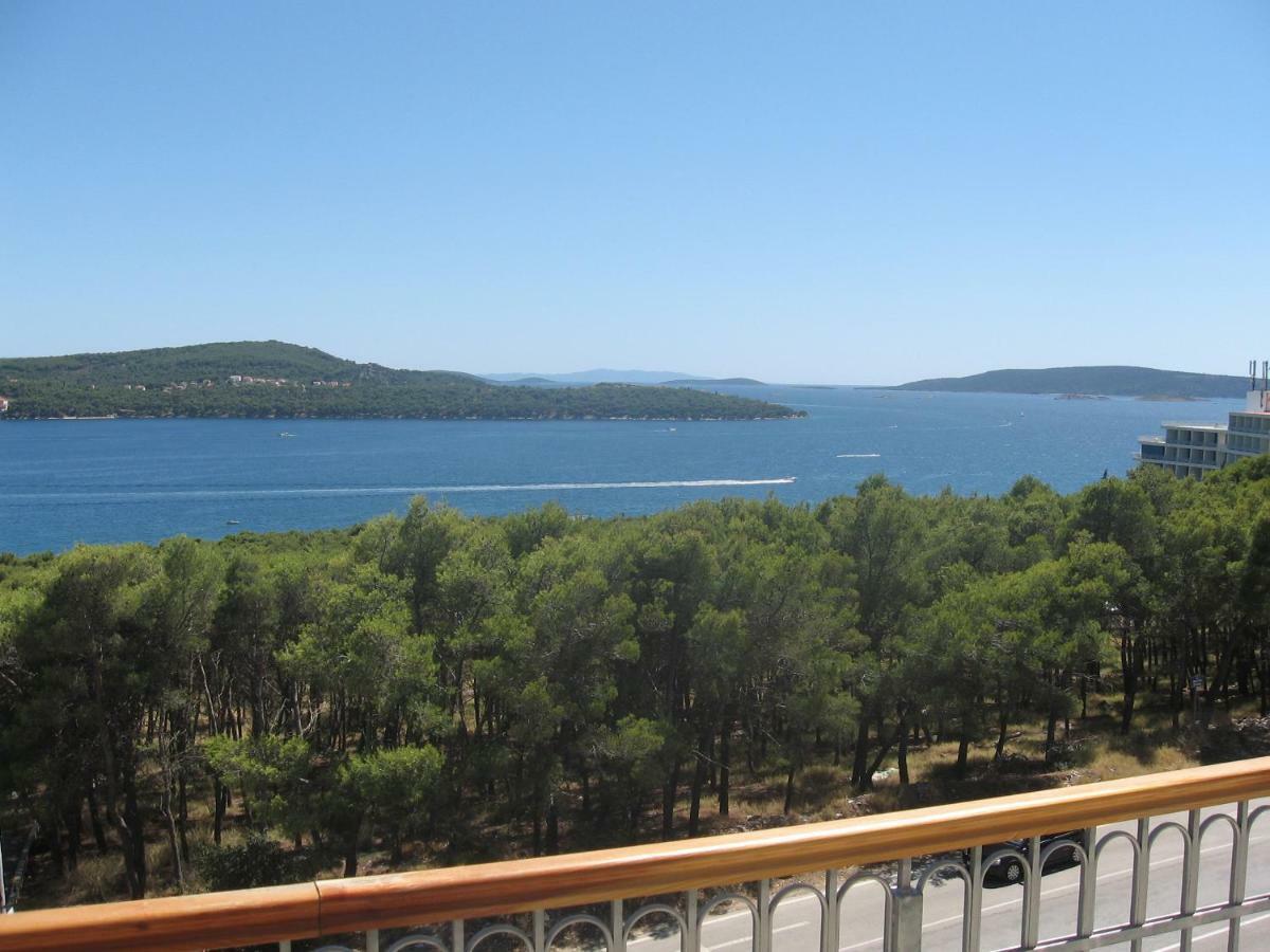 Apartment With Splendid Sea View Trogir Exteriér fotografie