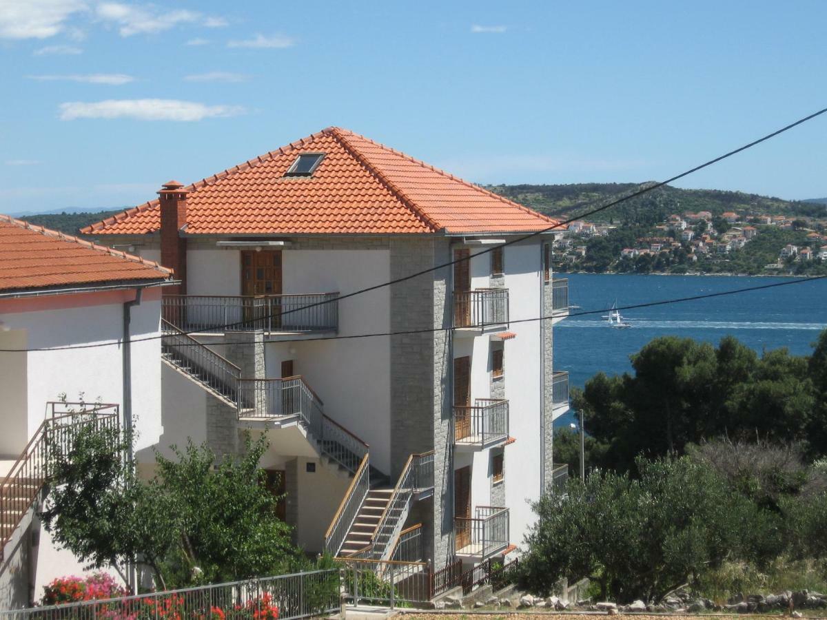 Apartment With Splendid Sea View Trogir Exteriér fotografie