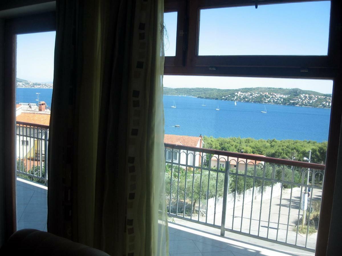 Apartment With Splendid Sea View Trogir Exteriér fotografie