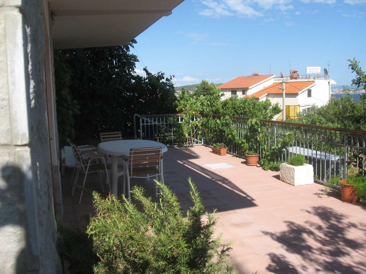 Apartment With Splendid Sea View Trogir Exteriér fotografie